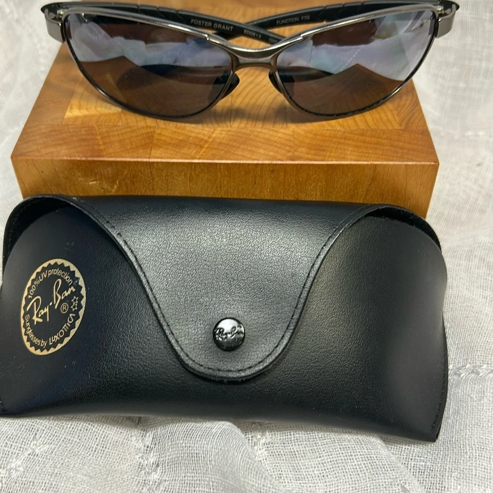 Iron Man sunglasses with Ray-Ban case